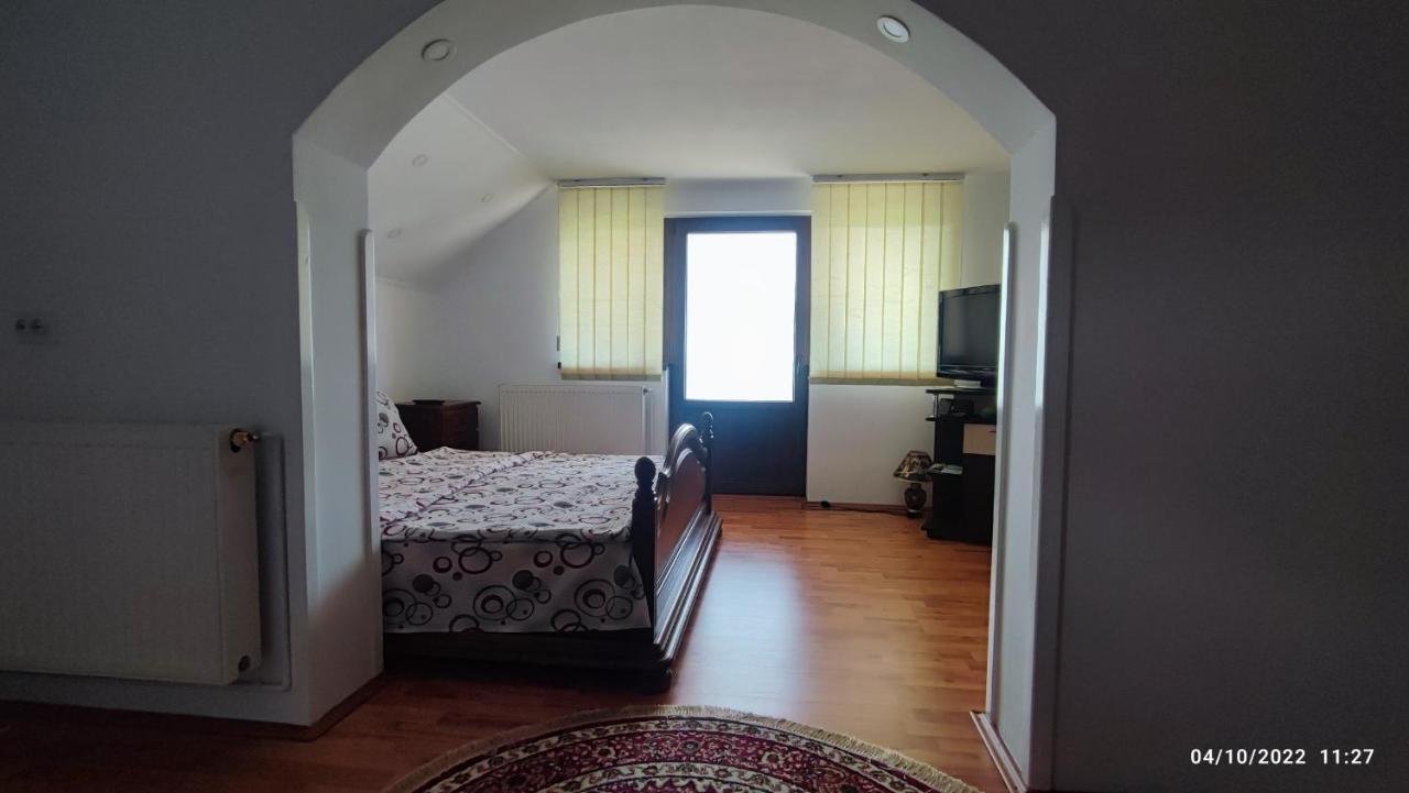 Dariamaf Apartment Câmpulung Moldovenesc Екстериор снимка